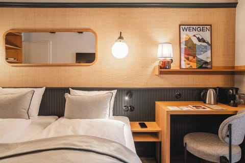 Standard Room | Premium bedding, in-room safe, desk, blackout drapes