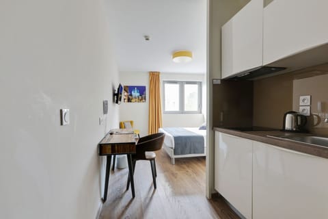 COMFORT STUDIO (DOUBLE BED) | Private kitchen | Fridge, microwave, stovetop, electric kettle