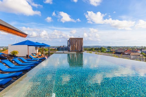 Outdoor pool, sun loungers