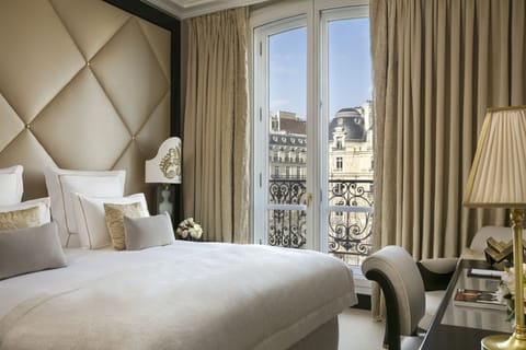 Room (Prestige, Champs Elysees) | Premium bedding, down comforters, Select Comfort beds, free minibar