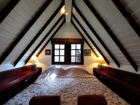 Mini Suite (Hippo) | In-room safe, individually decorated, individually furnished, desk