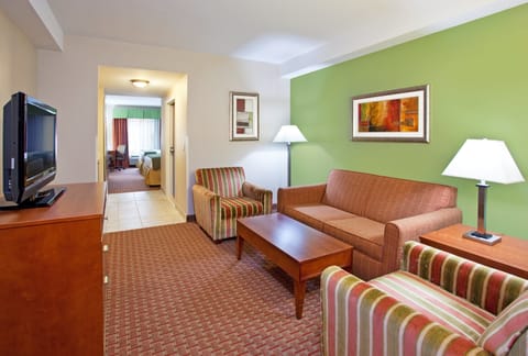 Suite, 2 Queen Beds | Blackout drapes, iron/ironing board, rollaway beds, free WiFi