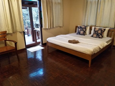 Standard Two Bedroom | Free WiFi