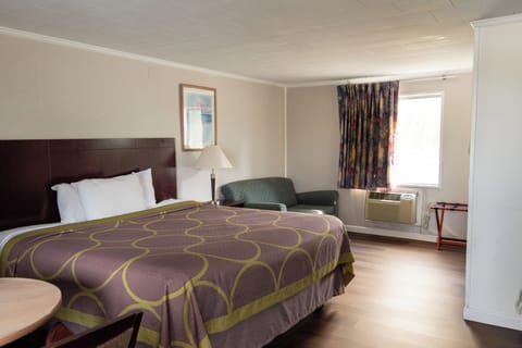 Standard Single Room | Iron/ironing board, free WiFi, bed sheets