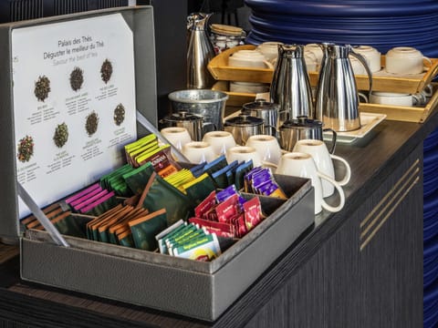 Continental breakfast on weekends (GBP 12.00 per person)