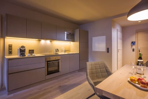 Apartment, 2 Bedrooms (pay 120 EUR cleaning fee at check-in) | Private kitchen | Full-size fridge, microwave, oven, stovetop