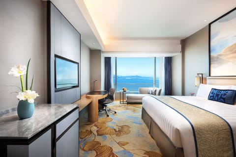 Horizon Club, Room, 1 King Bed, Sea View | Premium bedding, down comforters, free minibar, in-room safe