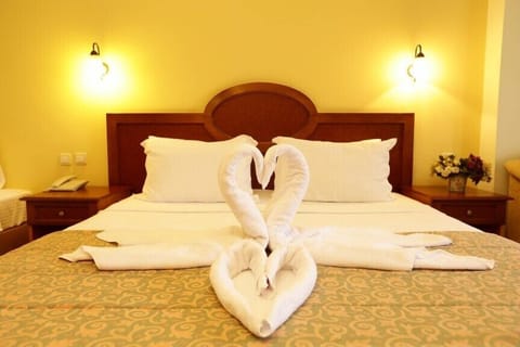 Premium bedding, minibar, in-room safe, desk