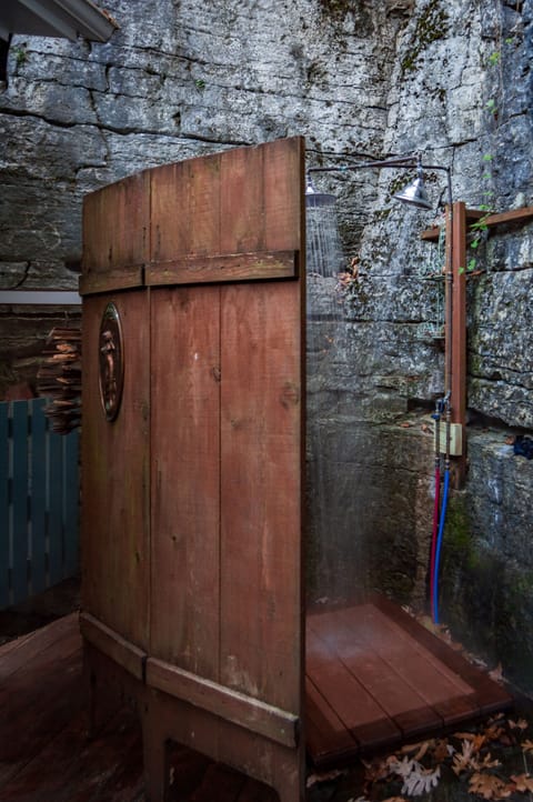 Suite, Private Bathroom (Alfred Lord Tennyson 1880s Cliff Cot.) | Bathroom shower