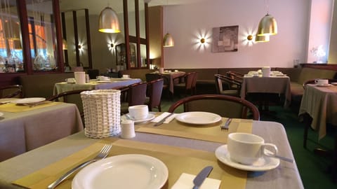 Daily buffet breakfast (EUR 10 per person)