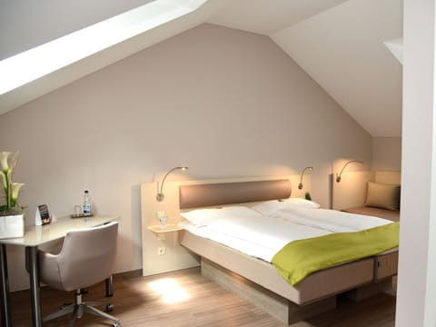 Superior Double Room | Premium bedding, minibar, in-room safe, desk