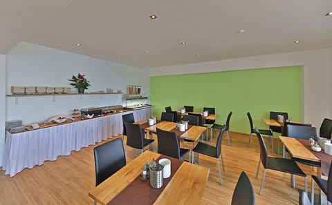 Daily buffet breakfast (EUR 11 per person)