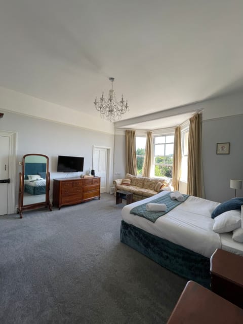 Deluxe Suite, Ensuite, Sea View