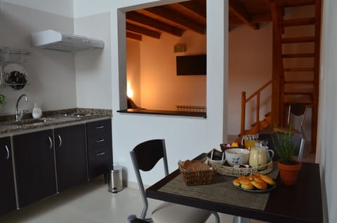 Apartment (3-4 People) | Private kitchenette | Full-size fridge, microwave, oven, stovetop