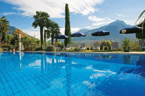 Indoor pool, outdoor pool, pool umbrellas, sun loungers