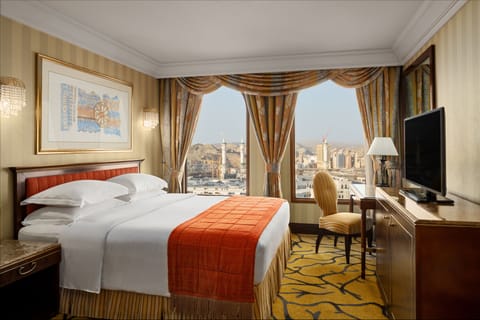 Penta Duplex Suite Haram View with Two King Beds | Premium bedding, minibar, in-room safe, desk