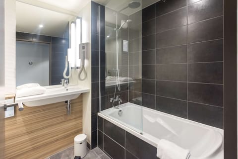 Eco-friendly toiletries, hair dryer, towels