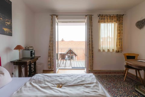 Comfort Double Room, 1 King Bed, Non Smoking, Balcony | Terrace/patio