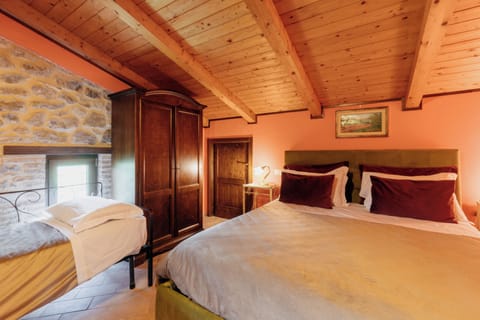 Family Room (6 people) | Egyptian cotton sheets, premium bedding, minibar, free WiFi