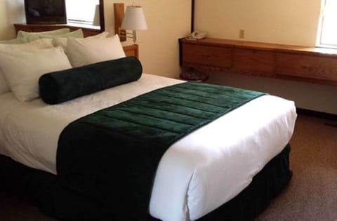 Suite, 2 Bedrooms | 1 bedroom, iron/ironing board, bed sheets