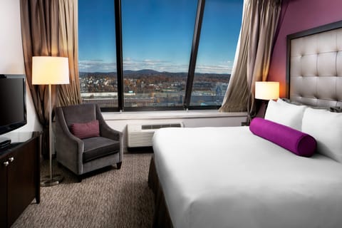 Deluxe Room, 1 King Bed | View from room