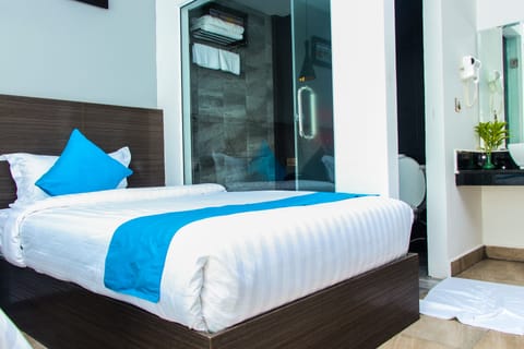 Superior Double Room | Minibar, in-room safe, desk