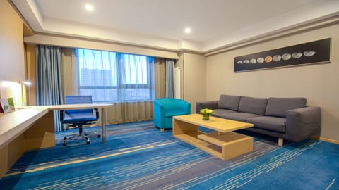 Suite, 1 Bedroom | Premium bedding, in-room safe, desk, free WiFi