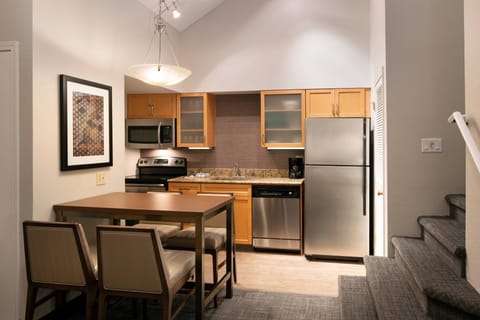 Loft, 2 Bedrooms | Private kitchenette | Fridge, microwave, stovetop, dishwasher