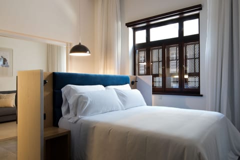 Suite | 1 bedroom, Egyptian cotton sheets, premium bedding, down comforters