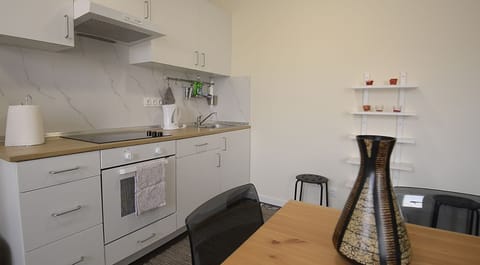 Apartment, 1 Bedroom, Balcony (T1) | Free WiFi, bed sheets