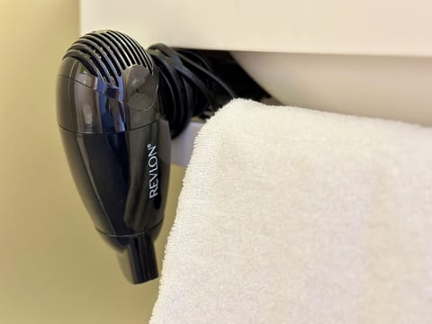 Room Plus | Desk, blackout drapes, soundproofing, free WiFi