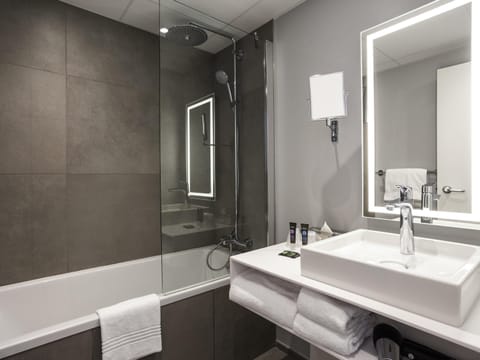 Junior Suite, 1 Double Bed with Sofa bed | 1 bedroom, premium bedding, minibar, in-room safe