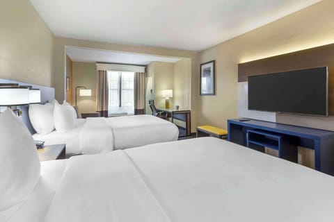 Suite, Multiple Beds, Non Smoking | Pillowtop beds, desk, laptop workspace, blackout drapes