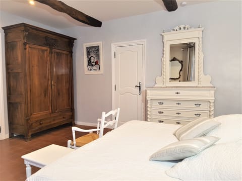 Double Room, Ensuite (La chambre des Roses)