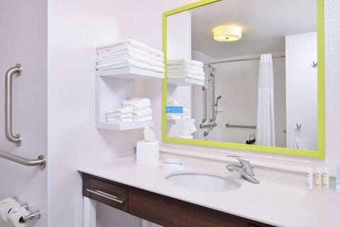 Studio, 1 King Bed, Accessible (Roll-In Shower) | Bathroom | Designer toiletries, hair dryer, towels