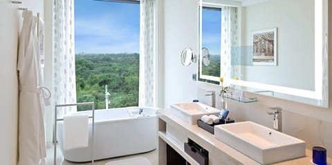 Premier Plus Room | Bathroom | Separate tub and shower, deep soaking tub, hydromassage showerhead