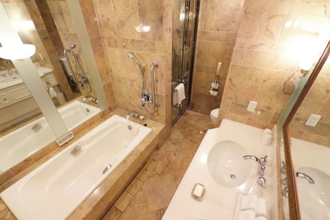 Royal Suite, Non Smoking | Bathroom | Combined shower/tub, free toiletries, hair dryer, slippers