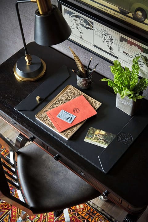 Premium bedding, down comforters, in-room safe, desk