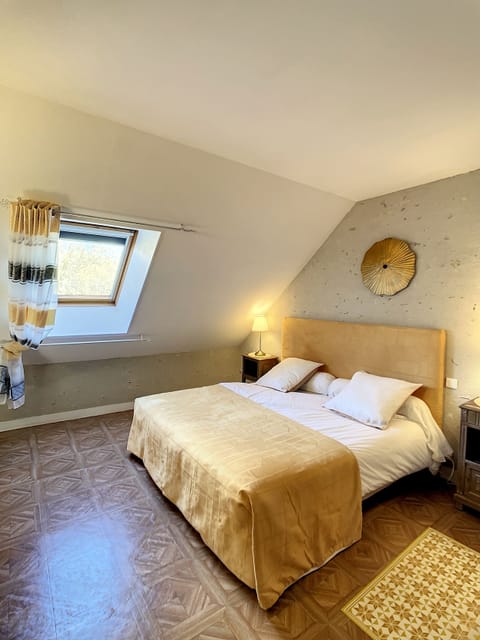 Family Triple Room, Garden View (Nymphéa) | Premium bedding, individually decorated, individually furnished, desk