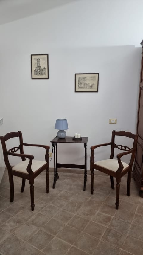 Deluxe Room | Free WiFi, bed sheets