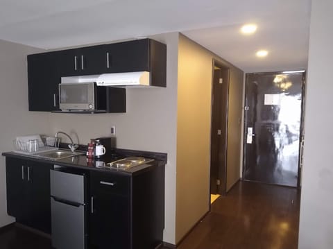 Mini-fridge, griddle