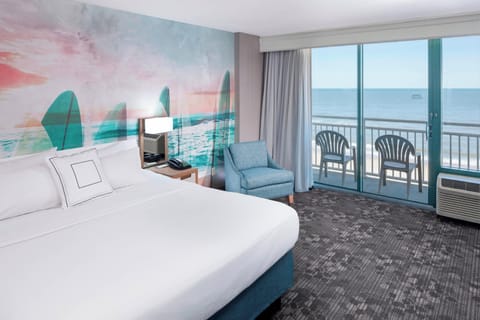 Suite, 1 Bedroom, Non Smoking (Oceanfront) | Premium bedding, desk, iron/ironing board, free cribs/infant beds