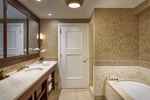 Presidential Suite, 1 Bedroom | Bathroom | Designer toiletries, hair dryer, towels