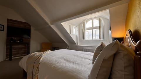 Superior Double Room, Ensuite, Courtyard View (Double Ensuite) | Egyptian cotton sheets, premium bedding, individually decorated