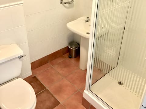 Comfort Single Room, Ensuite (Single) | Bathroom