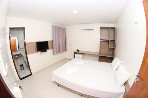 Double Room | Minibar, desk, iron/ironing board, free WiFi