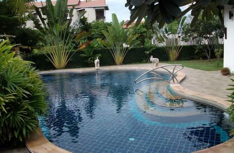 4  Bedroom Oriental Thai Pool Villa | Terrace/patio