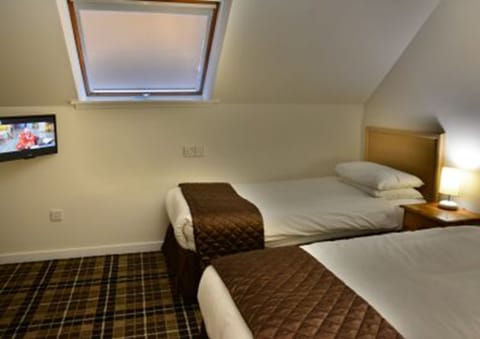 Standard Double Room | Blackout drapes, iron/ironing board, free WiFi, bed sheets