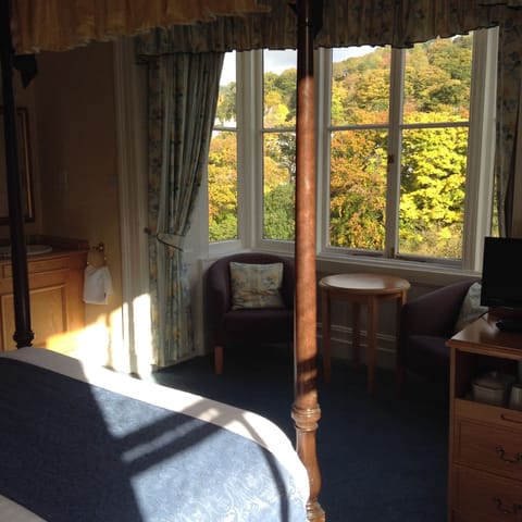 Superior Double Room, 1 Double Bed, Ensuite, River View | Desk, iron/ironing board