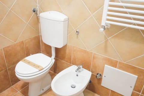 Comfort Double Room | Blackout drapes, free WiFi, bed sheets